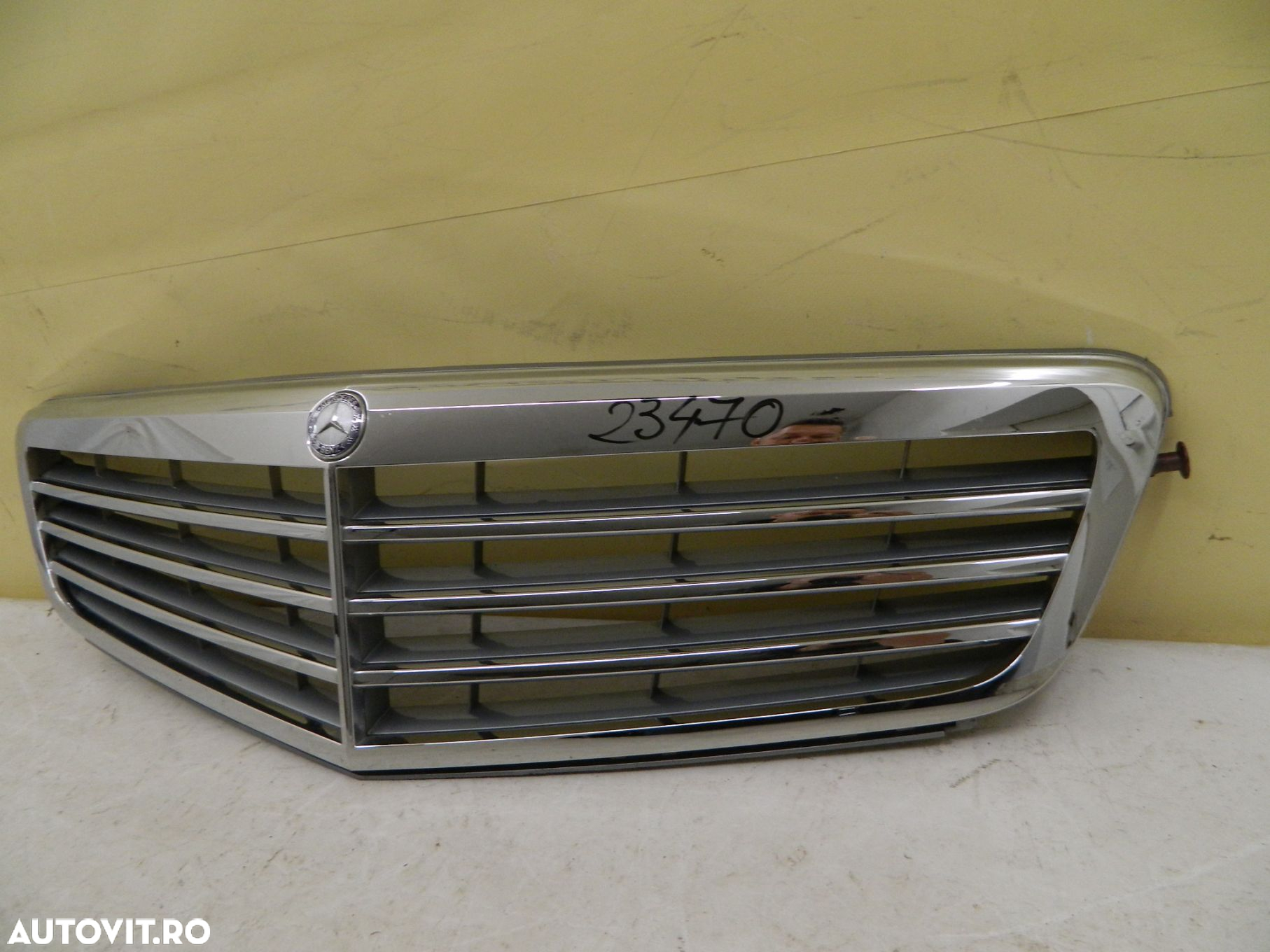 Grila radiator Mercedes C-Class W204, 2007, 2008, 2009, 2010, cod origine A2048801283. - 4