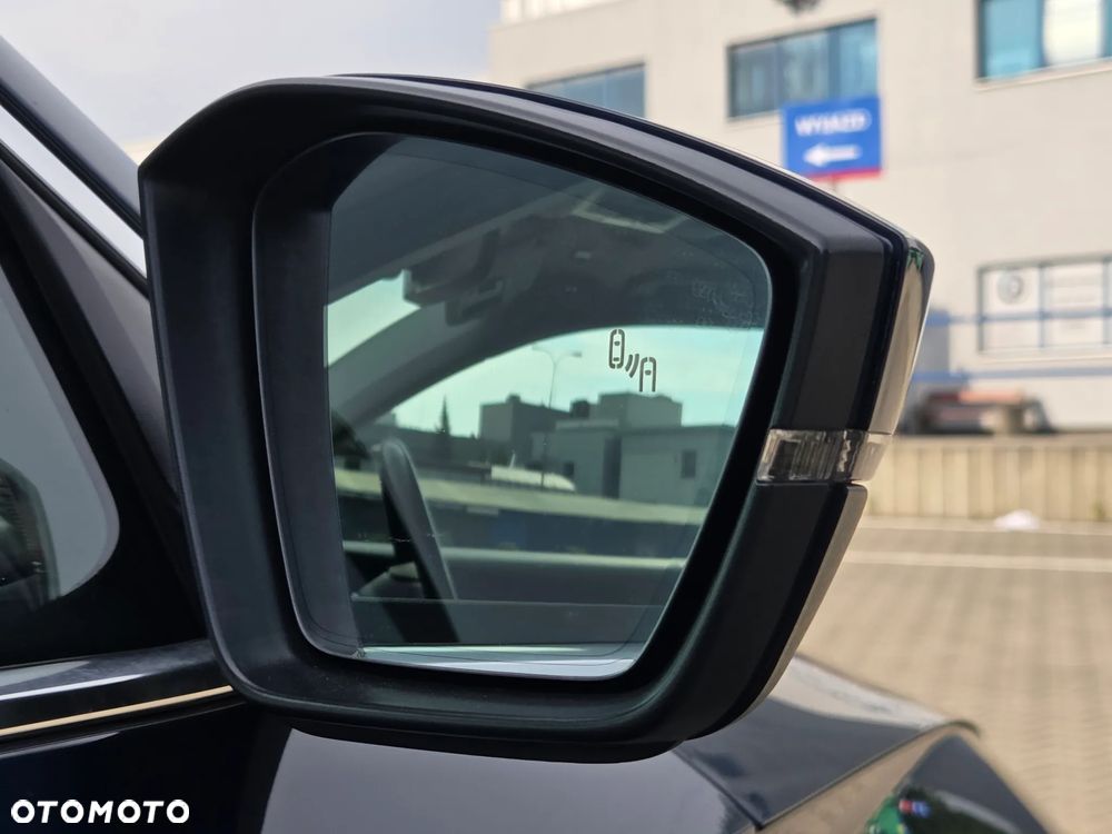 Skoda Superb 2.0 TSI 4x4 L&K DSG - 11
