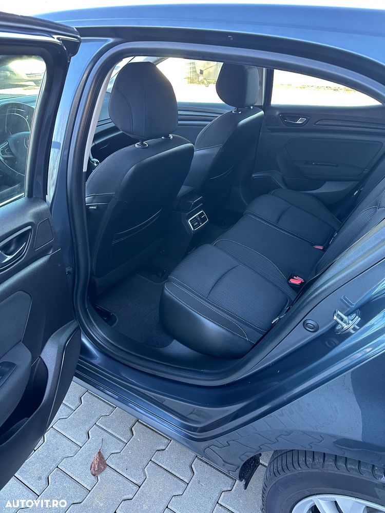 Renault Megane BLUE dCi Zen - 14
