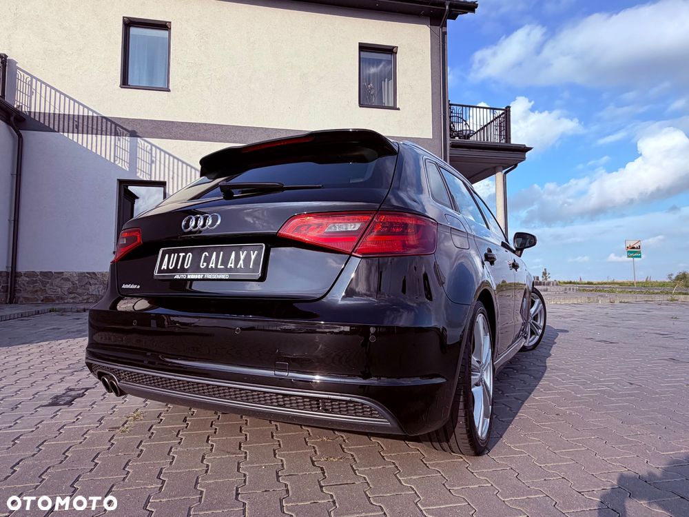Audi A3 Sportback 1.8 TFSI S line Sportpaket - 19