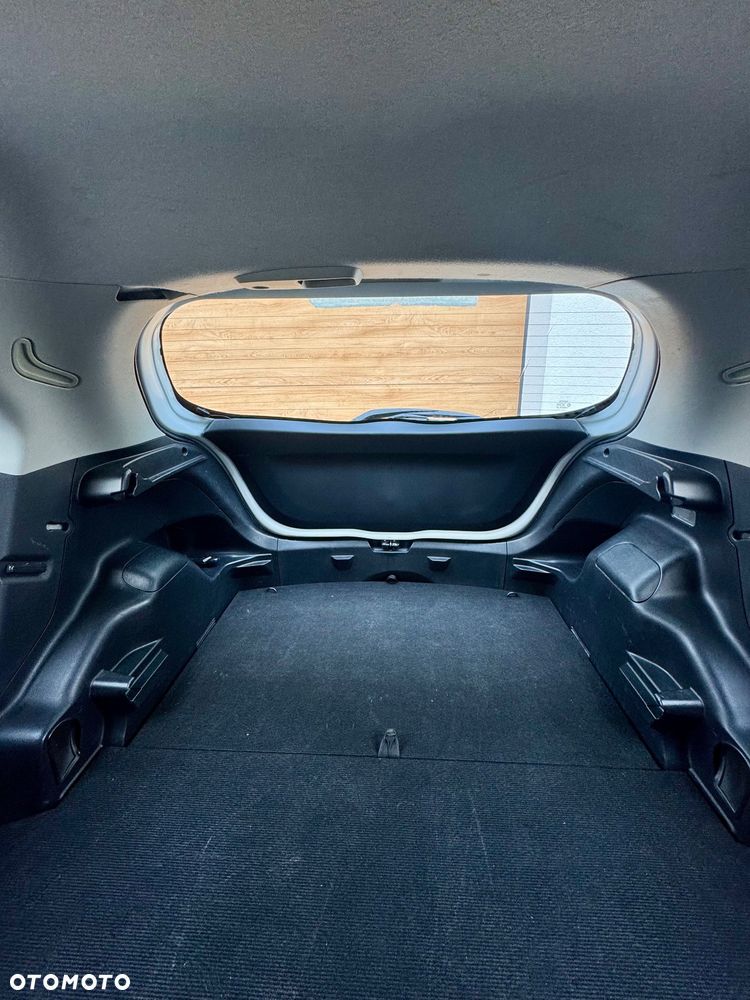 Toyota Yaris 1.0 Life EU6 - 10