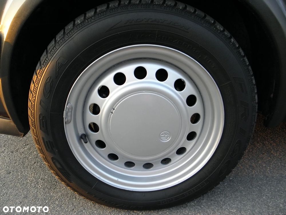 Volkswagen Golf 1.6 CL - 29