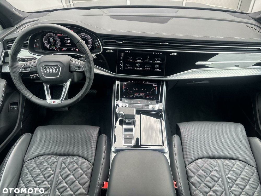 Audi Q7 - 12