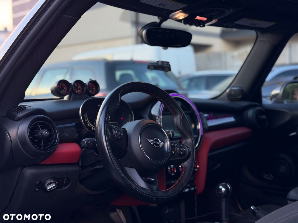 MINI John Cooper Works - 20