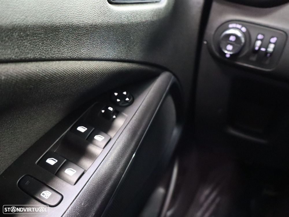 Opel Crossland 1.2 T Design & Tech - 16