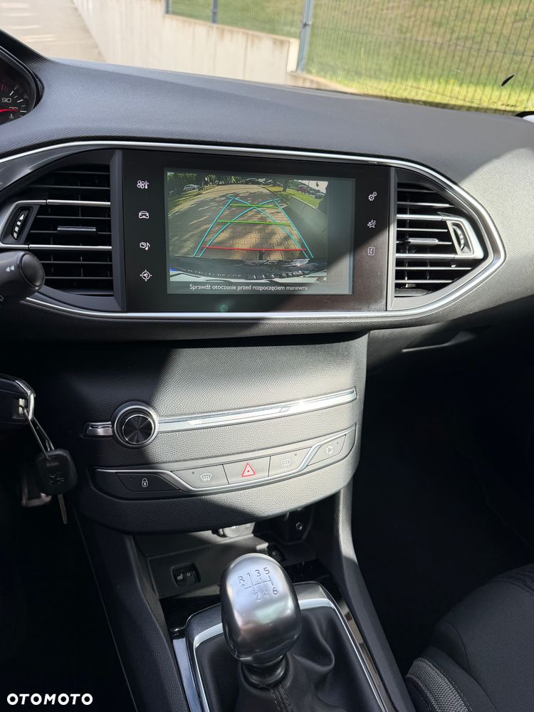 Peugeot 308 - 22