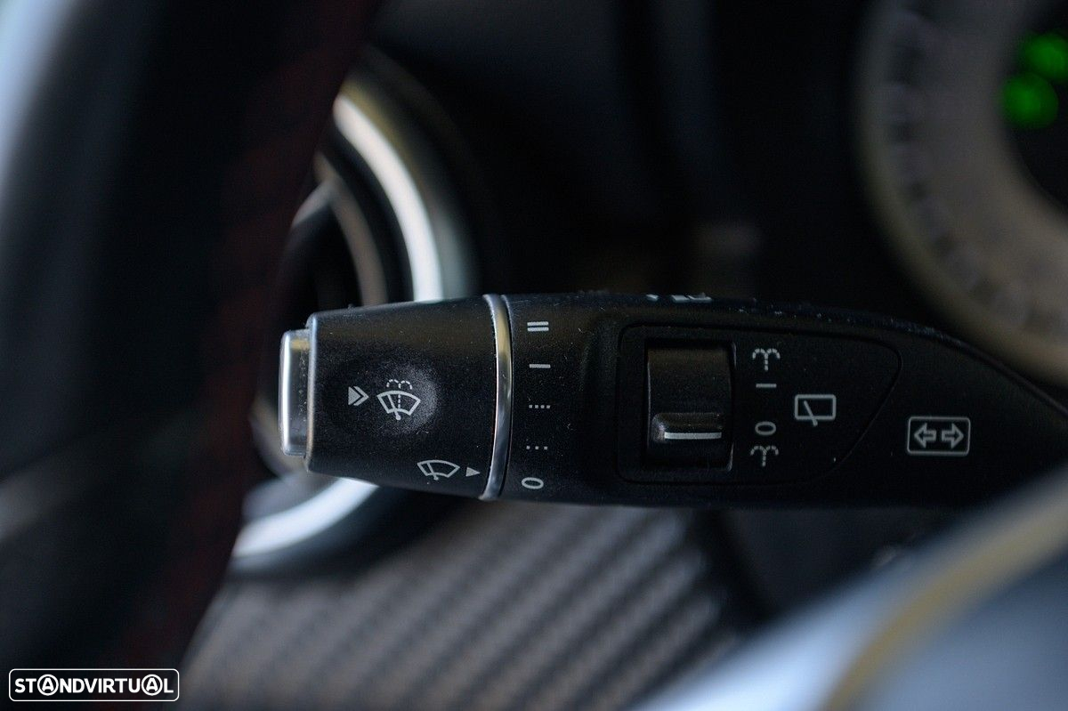 Mercedes-Benz A 200 CDi BE AMG Line Aut. - 35