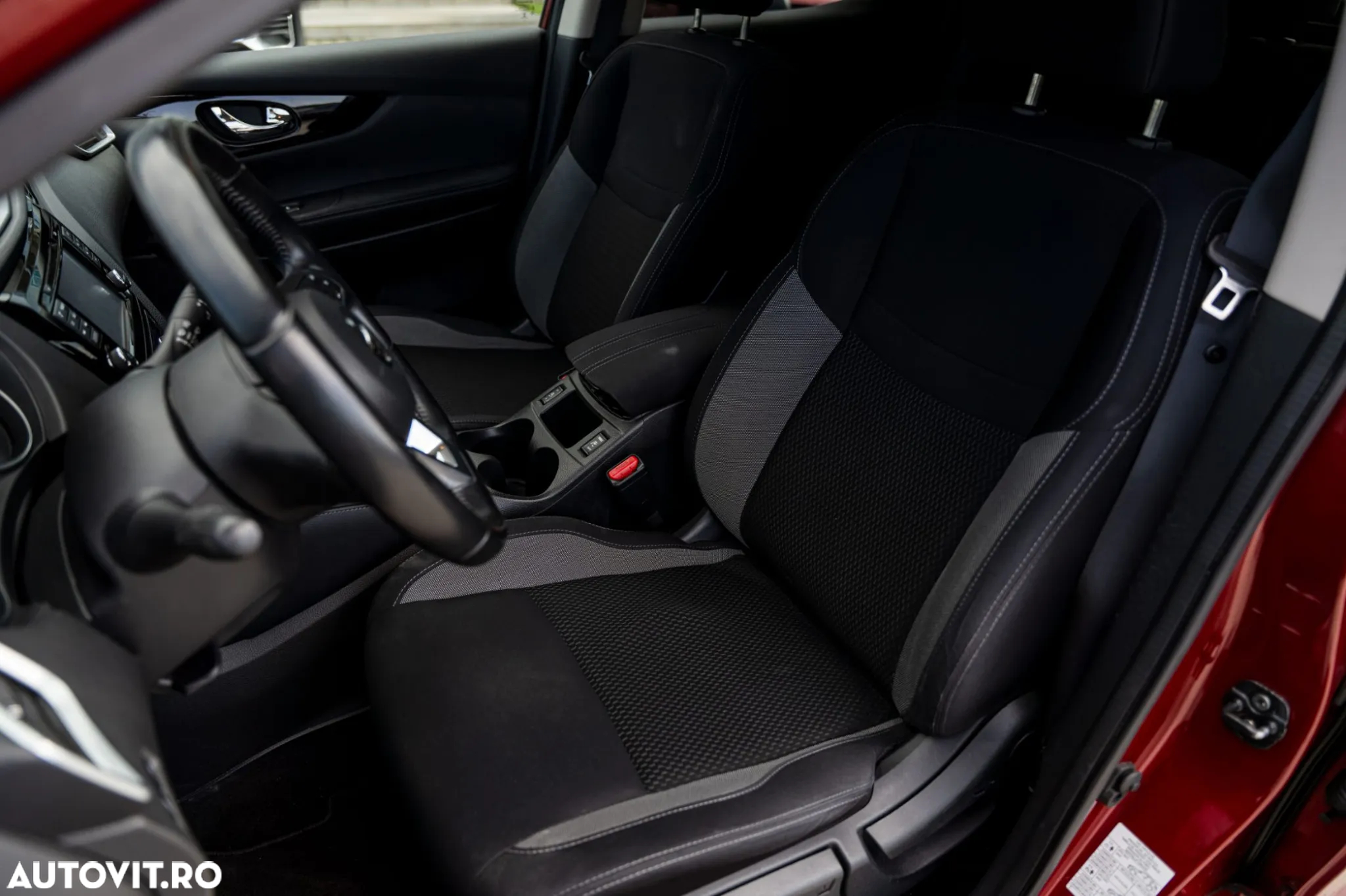 Nissan Qashqai 1.5 DCI TEKNA - 12