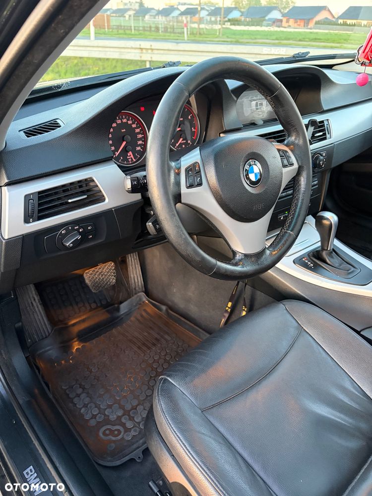BMW Seria 3 - 12
