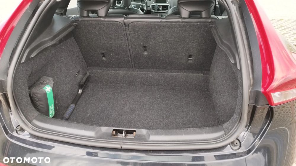 Volvo V40 D3 - 8