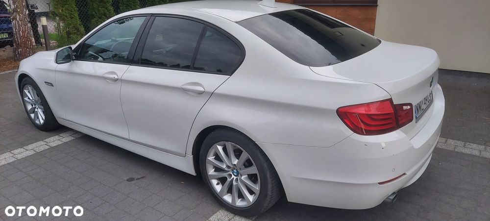 BMW Seria 5 535d xDrive - 4