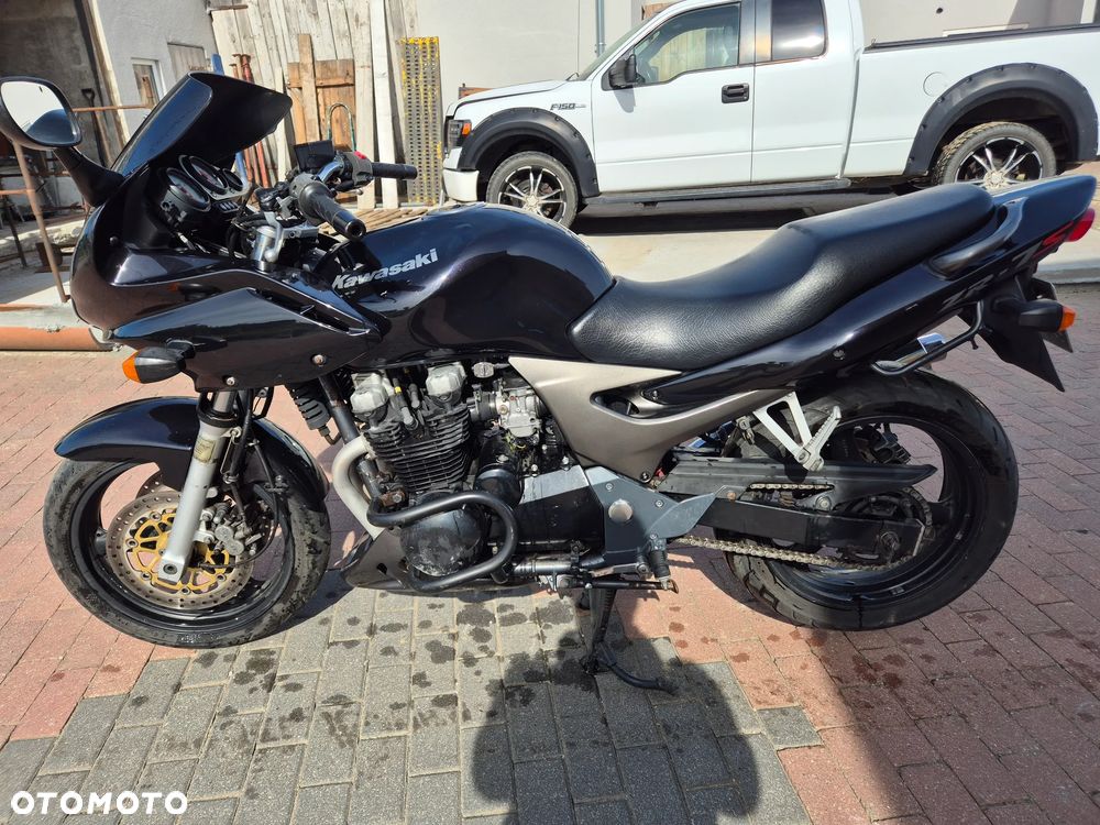 Kawasaki ZR - 7