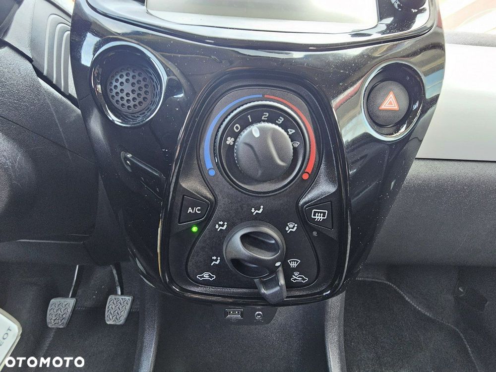 Peugeot 108 VTI 68 STOP&START Allure - 25