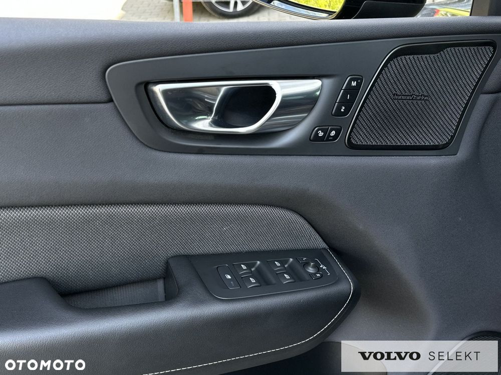 Volvo XC 60 - 21