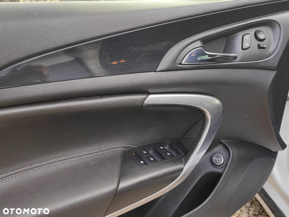 Opel Insignia 2.0 CDTI Cosmo ecoFLEX S&S - 24