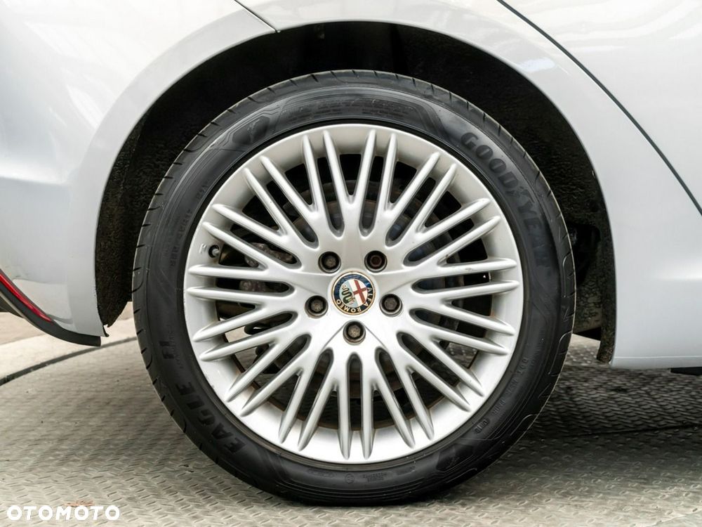 Alfa Romeo Giulietta 1.4 TB MultiAir Exclusive TCT - 12