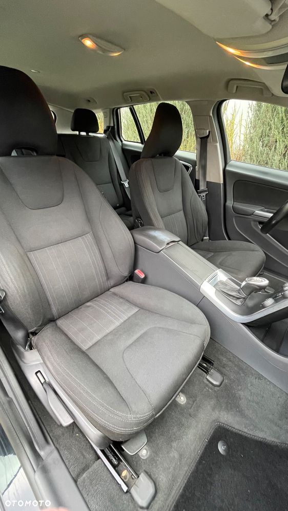 Volvo V60 D2 Geartronic Powershift Kinetic - 7