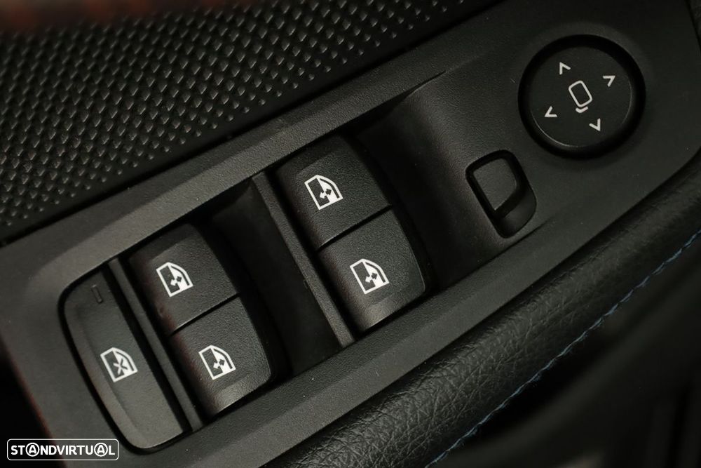 BMW 116 d Pack Desportivo M Auto - 20