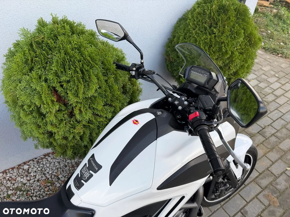 Honda NC - 27