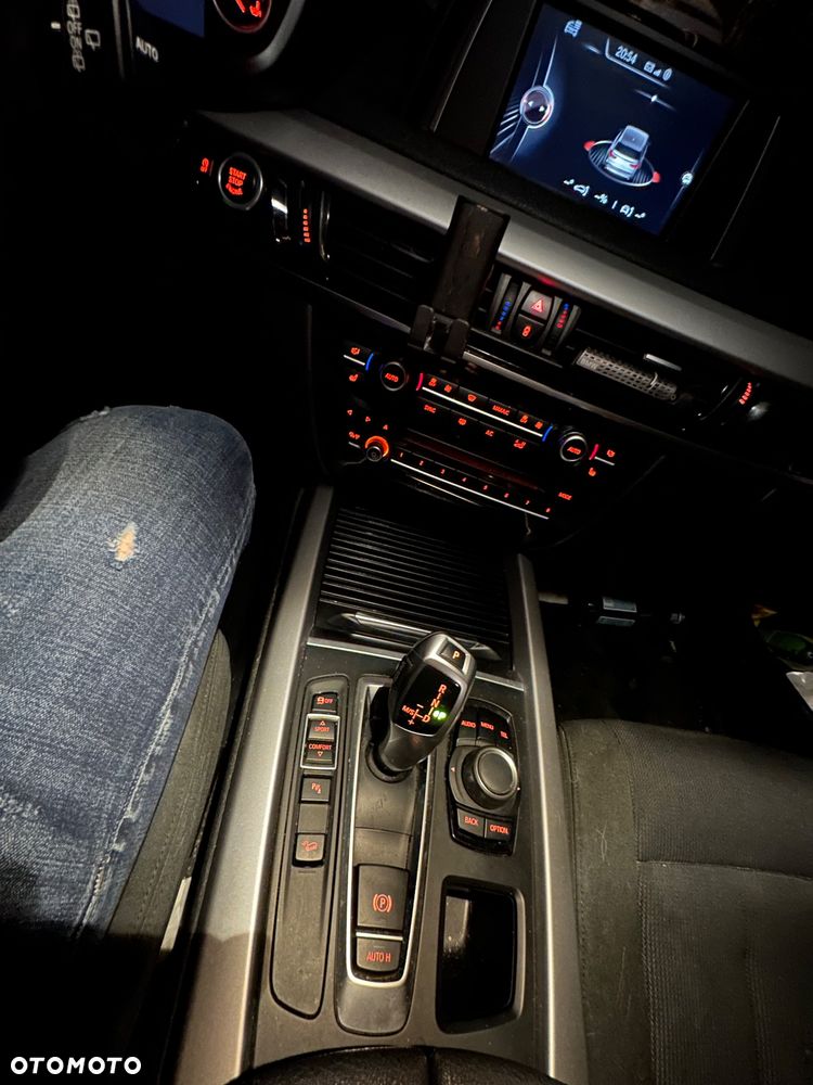 BMW X5 xDrive25d - 16