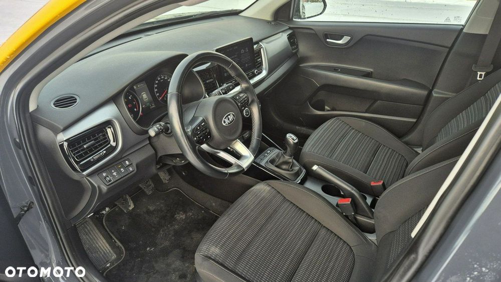 Kia Stonic - 13