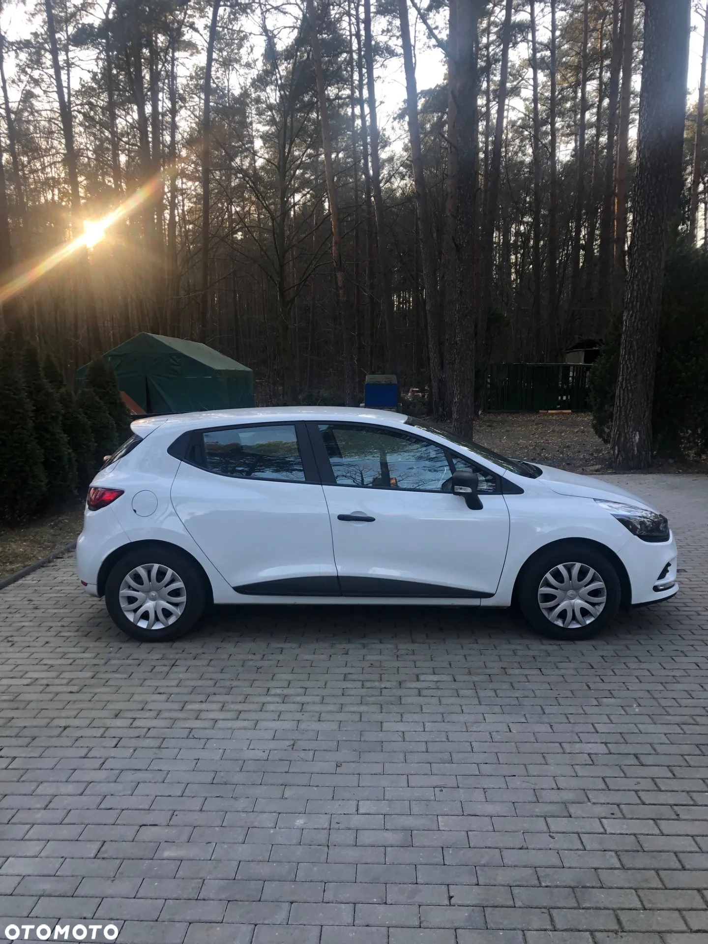 Renault Clio 1.2 16V Life - 4