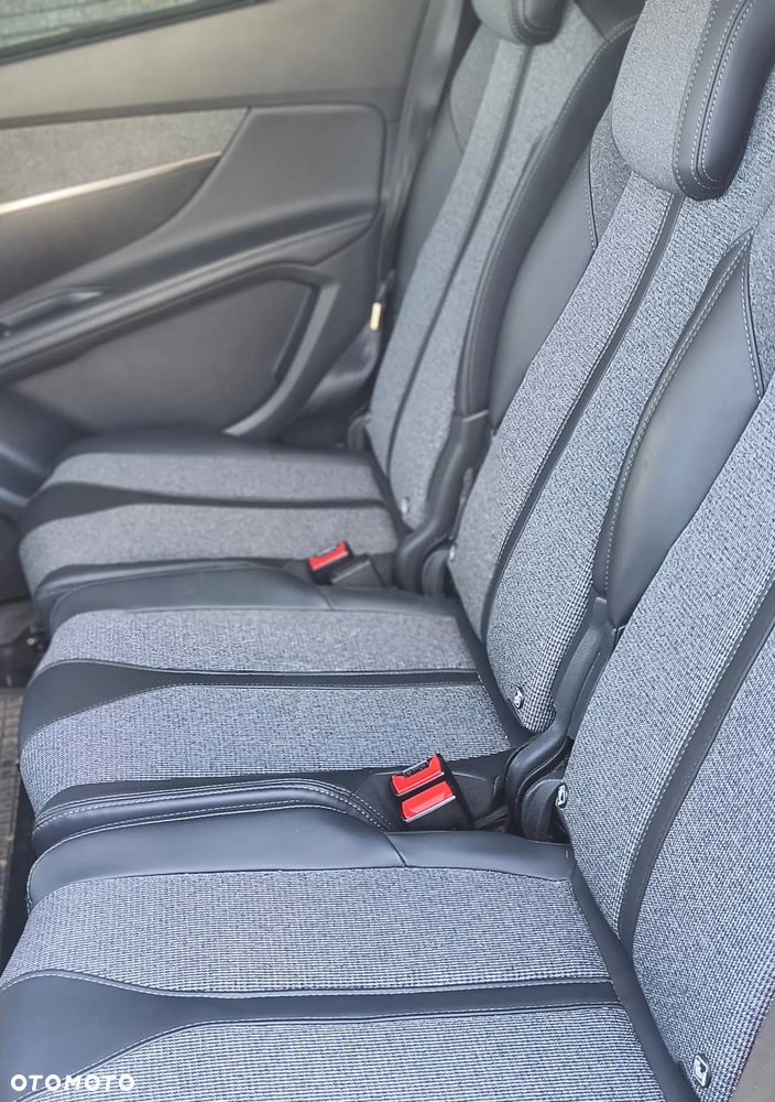 Peugeot 5008 HDI 150 Allure - 15
