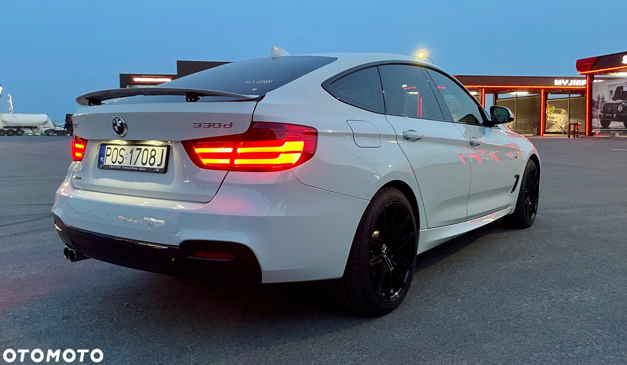 BMW Seria 3 330d - 8