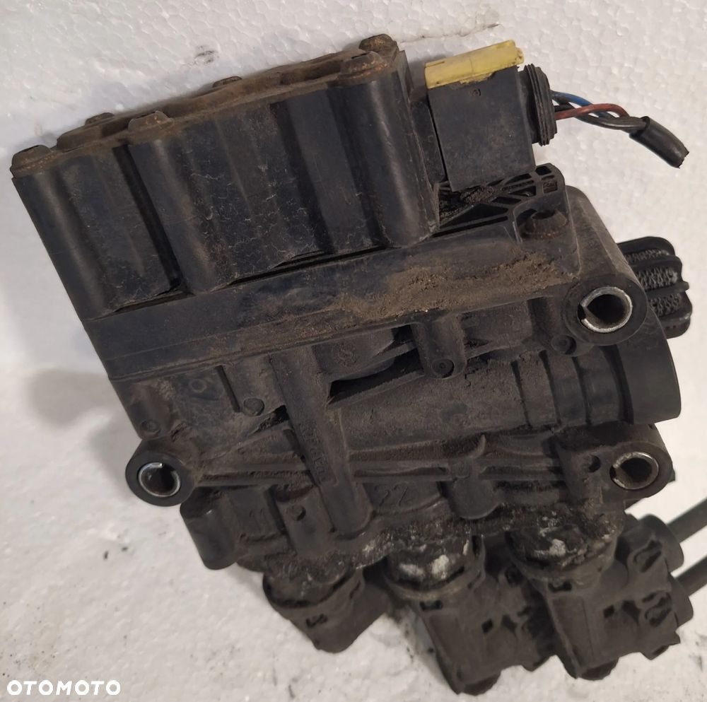 Zawór Poduszek ECAS Elektrozawór Zawieszenia Scania 1889795 - 4