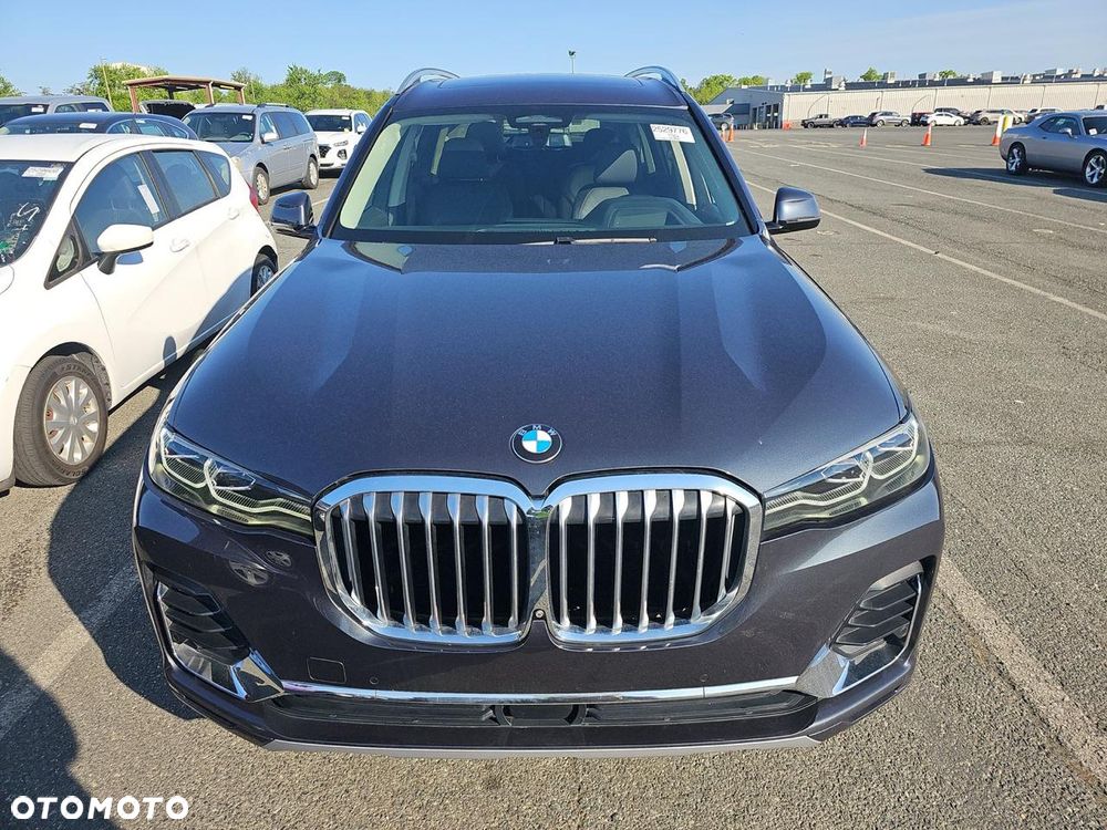 BMW X7 xDrive40i - 6