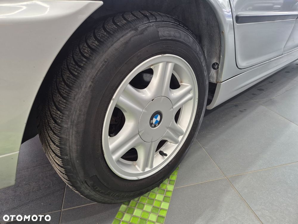 BMW Seria 3 - 15