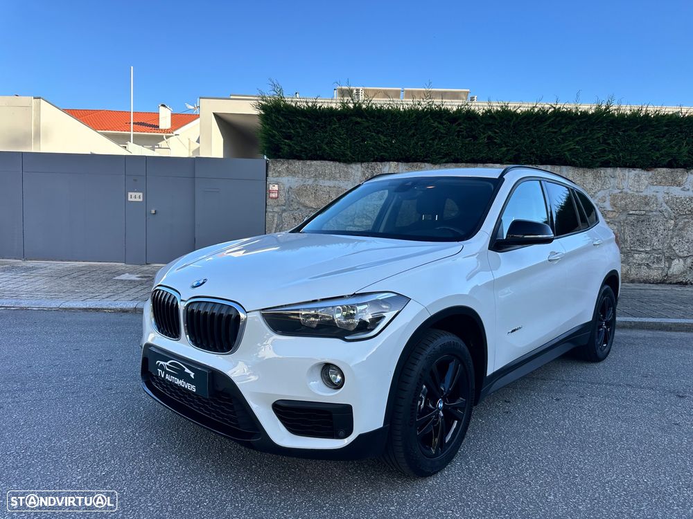 BMW X1 18 d sDrive Auto Line Sport - 3