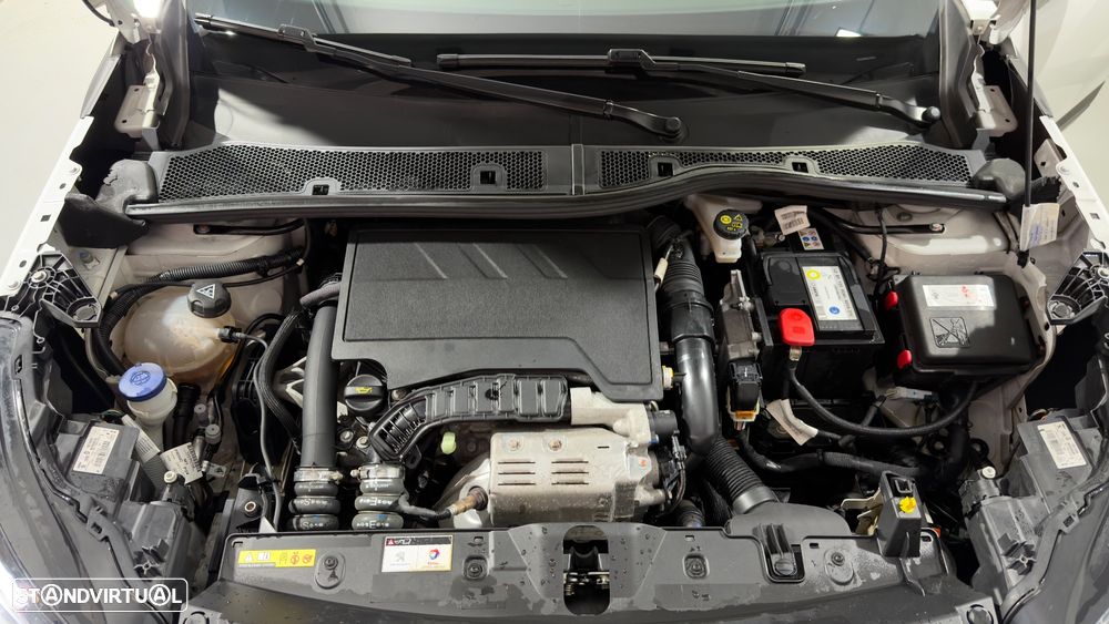 Peugeot 2008 PureTech 130 Allure - 27