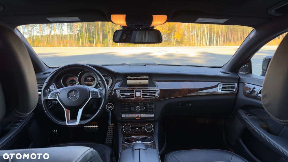 Mercedes-Benz CLS 500 4Matic 7G-TRONIC - 12