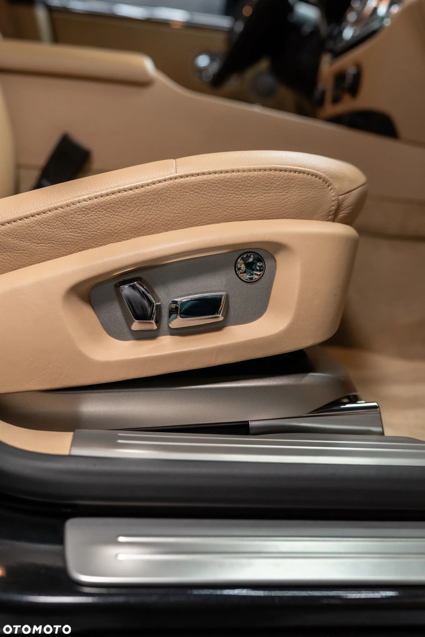 Rolls-Royce Ghost Standard - 26