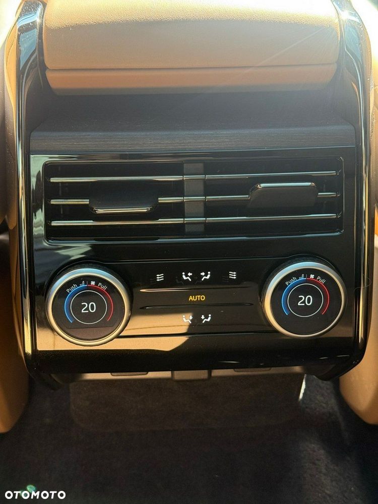 Land Rover Range Rover Sport - 25