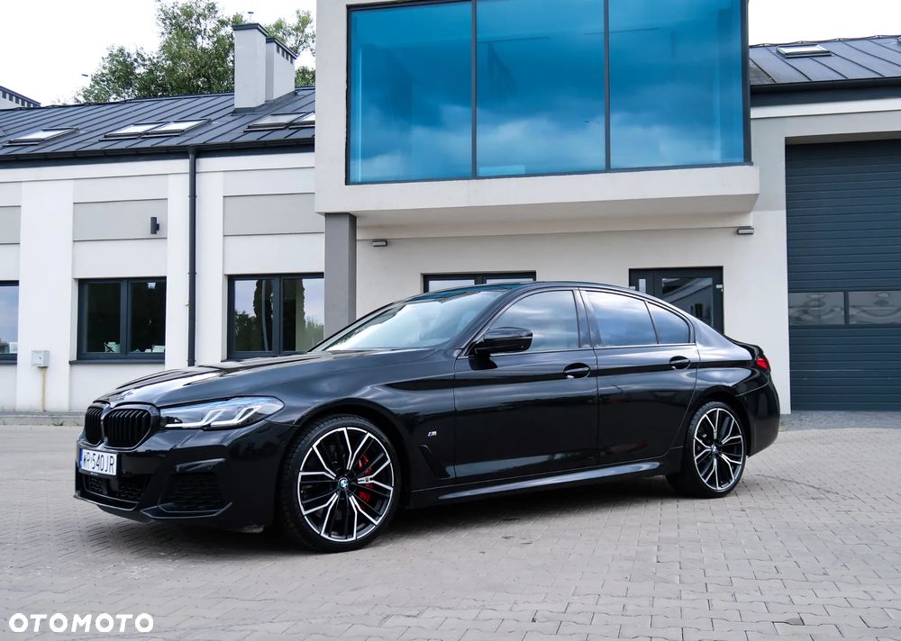 BMW Seria 5 540d xDrive mHEV M Sport sport - 2