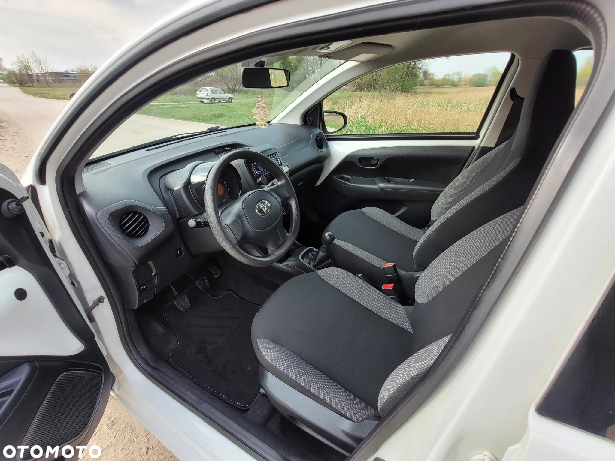 Toyota Aygo 1.0 VVT-i Color Edition - 5