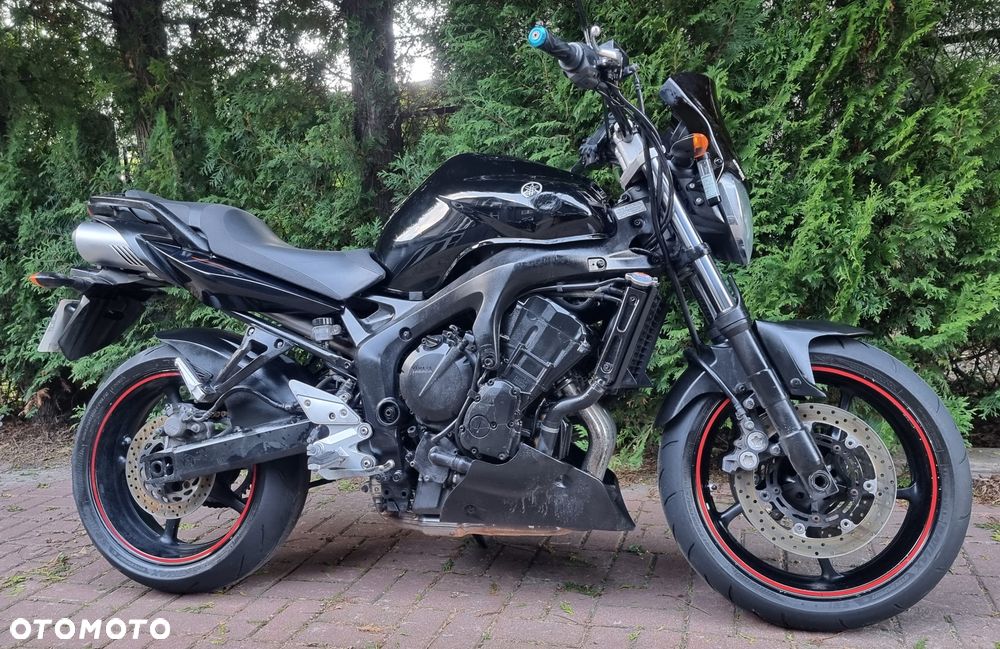 Yamaha FZ6 - 1
