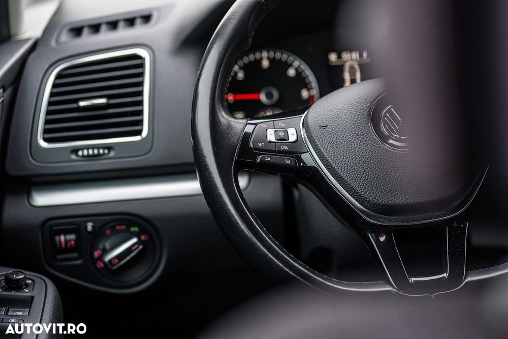 Volkswagen Sharan 2.0 TDI DSG (BlueMotion Technology) Comfortline - 18