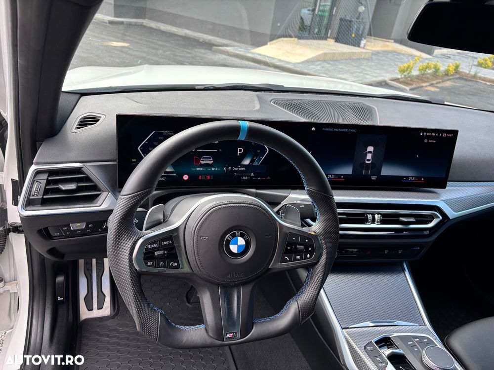 BMW 3 Series 2023 — imagine 11