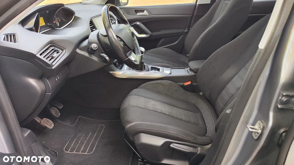 Peugeot 308 BlueHDi 150 Stop & Start Allure - 22