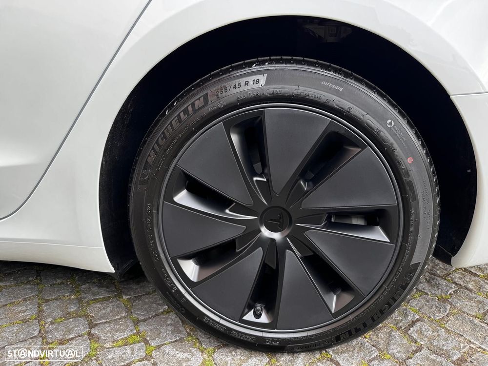 Tesla Model 3 Standard RWD - 30