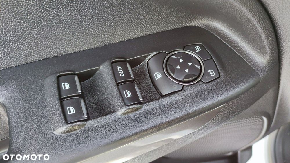 Ford EcoSport - 9