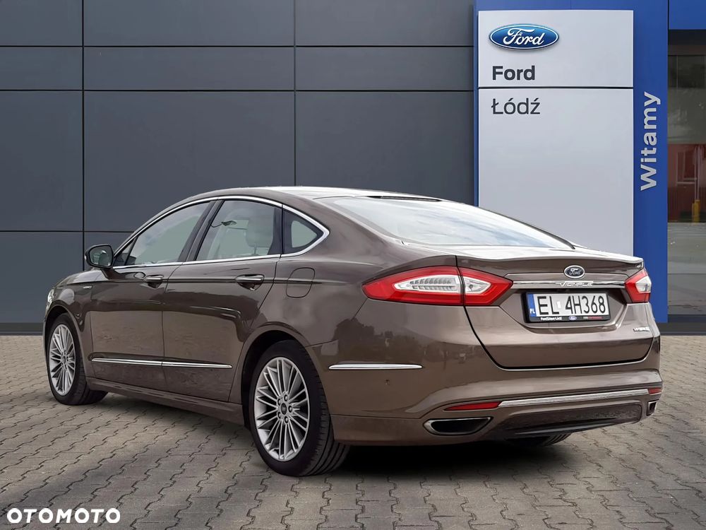 Ford Mondeo 2.0 Hybrid Vignale - 2