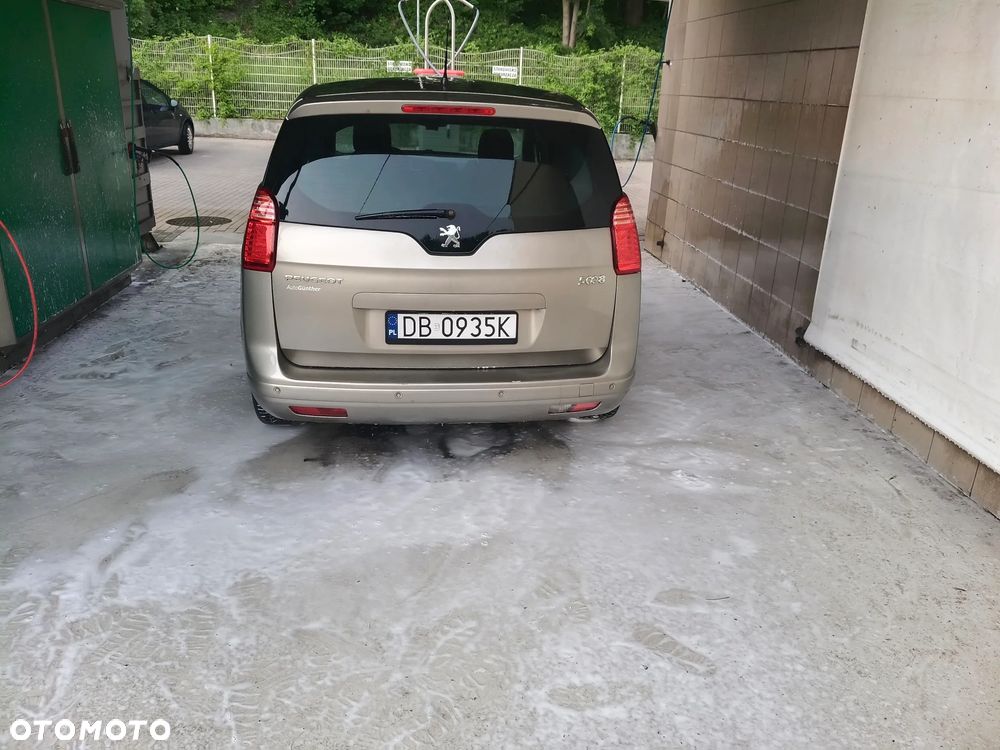 Peugeot 5008 1.6 HDi Premium - 6