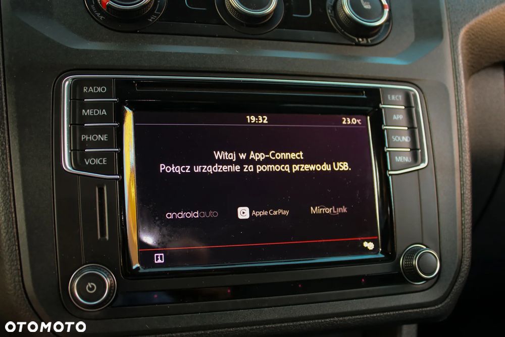 Volkswagen Caddy - 26