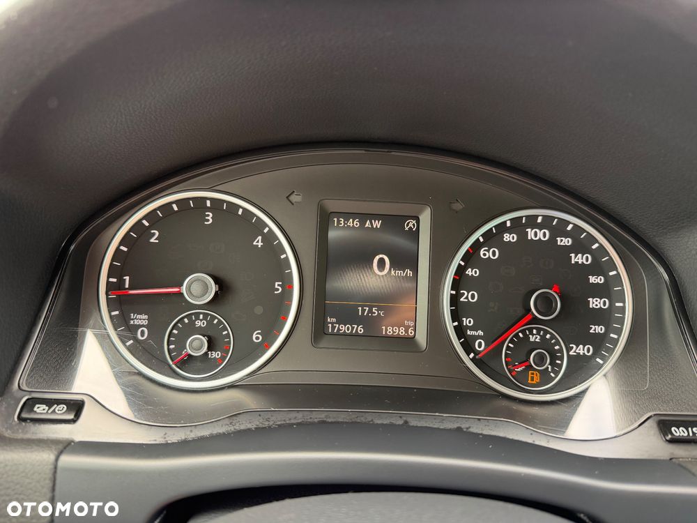 Volkswagen Tiguan 2.0 TDI SCR 4MOTION BlueMotion Technology DSG Exclusive - 29