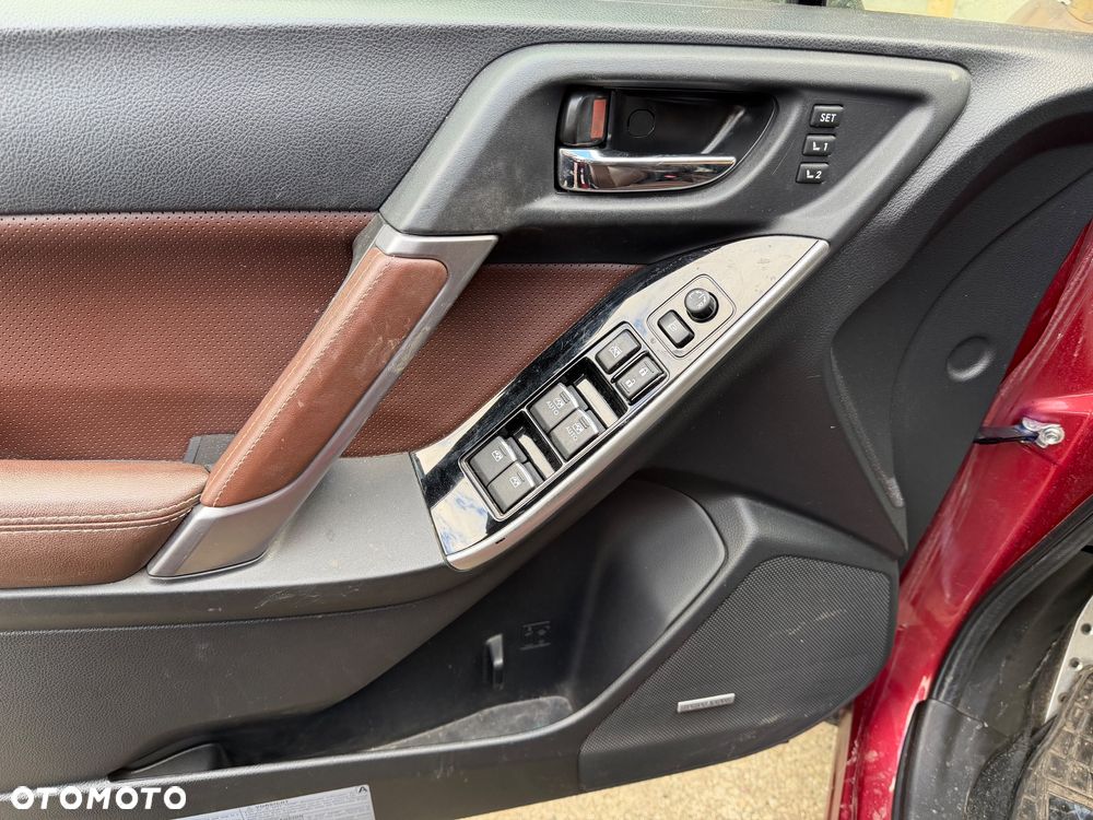 Subaru Forester 2.0 XT Platinum Lineartronic - 8