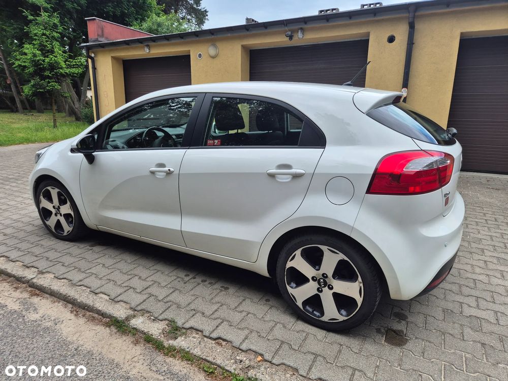 Kia Rio 1.2 XL - 5
